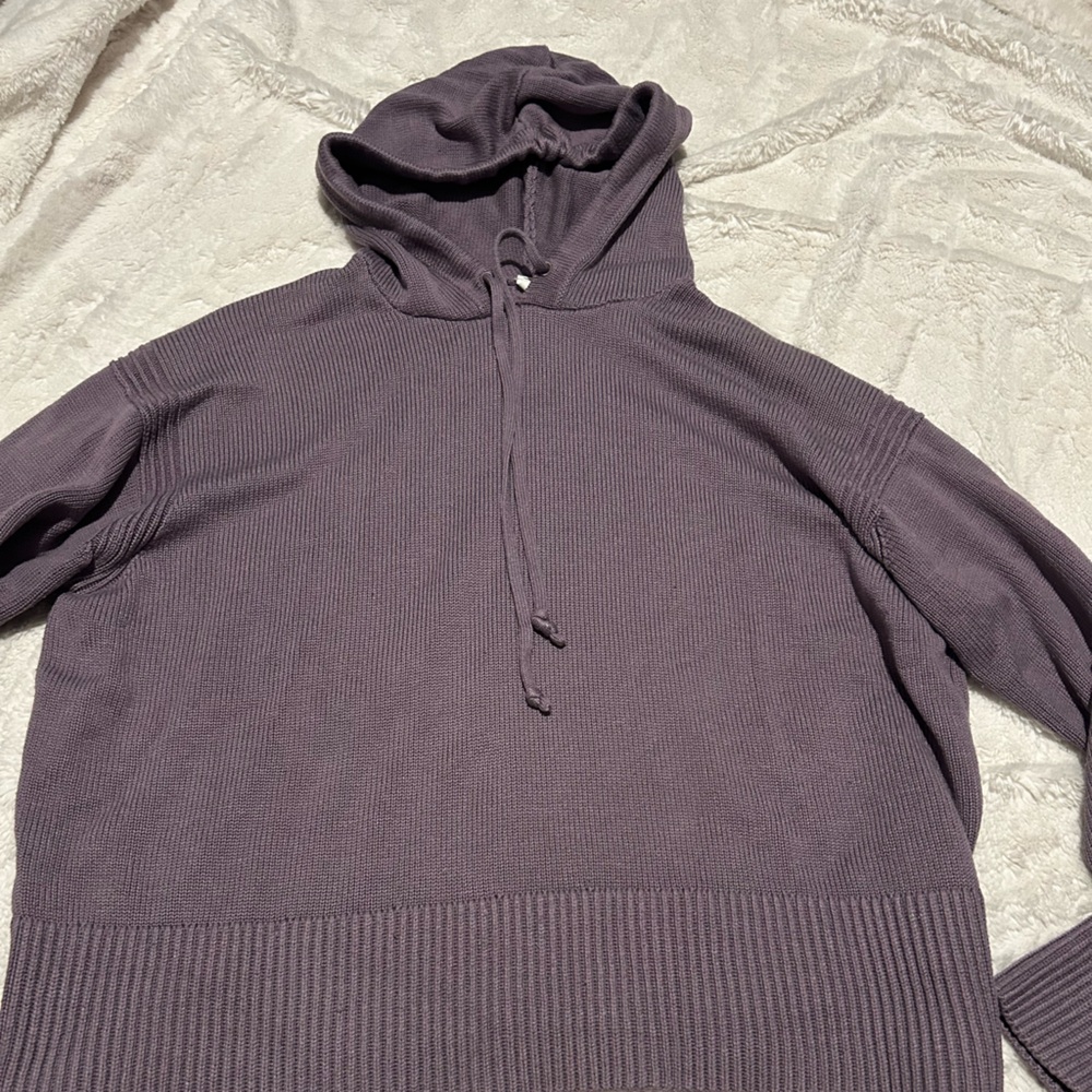 LULULEMON Women's Purple Hooded Sweater